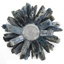 Load image into Gallery viewer, Kyanite Gemstone Scent Diffuser
